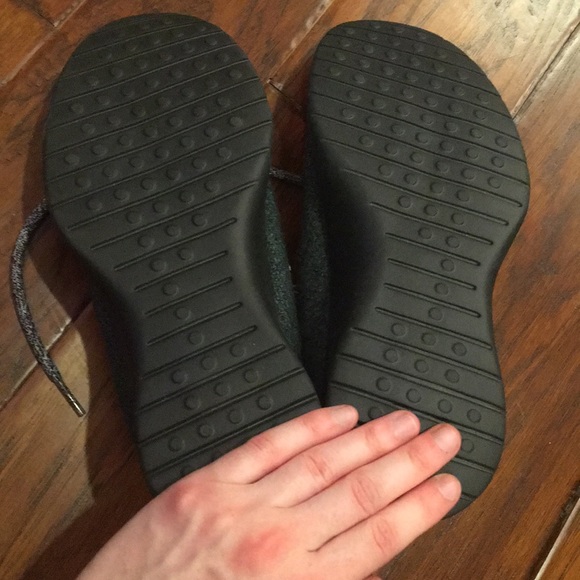 Allbirds Women’s Size 6 - Picture 3 of 4